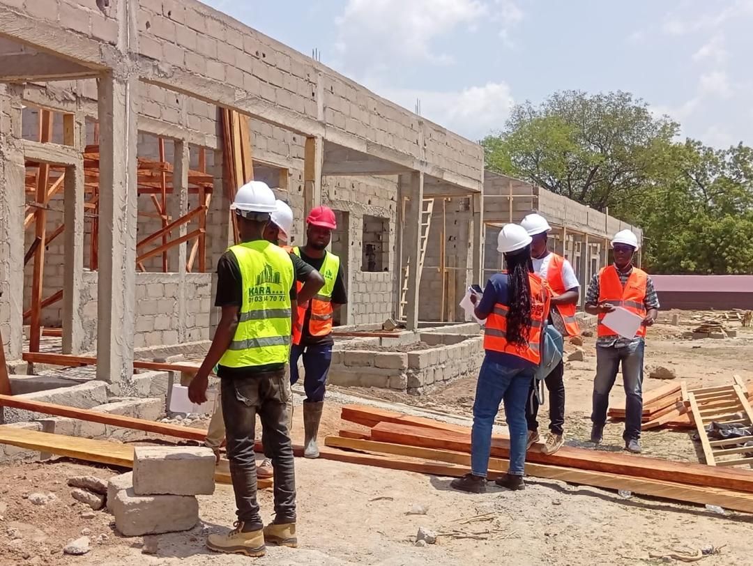Trois immeubles R+3, voirie et deux écoles primaires à Cocody Angré, Jacqueville et Grand-Bassam